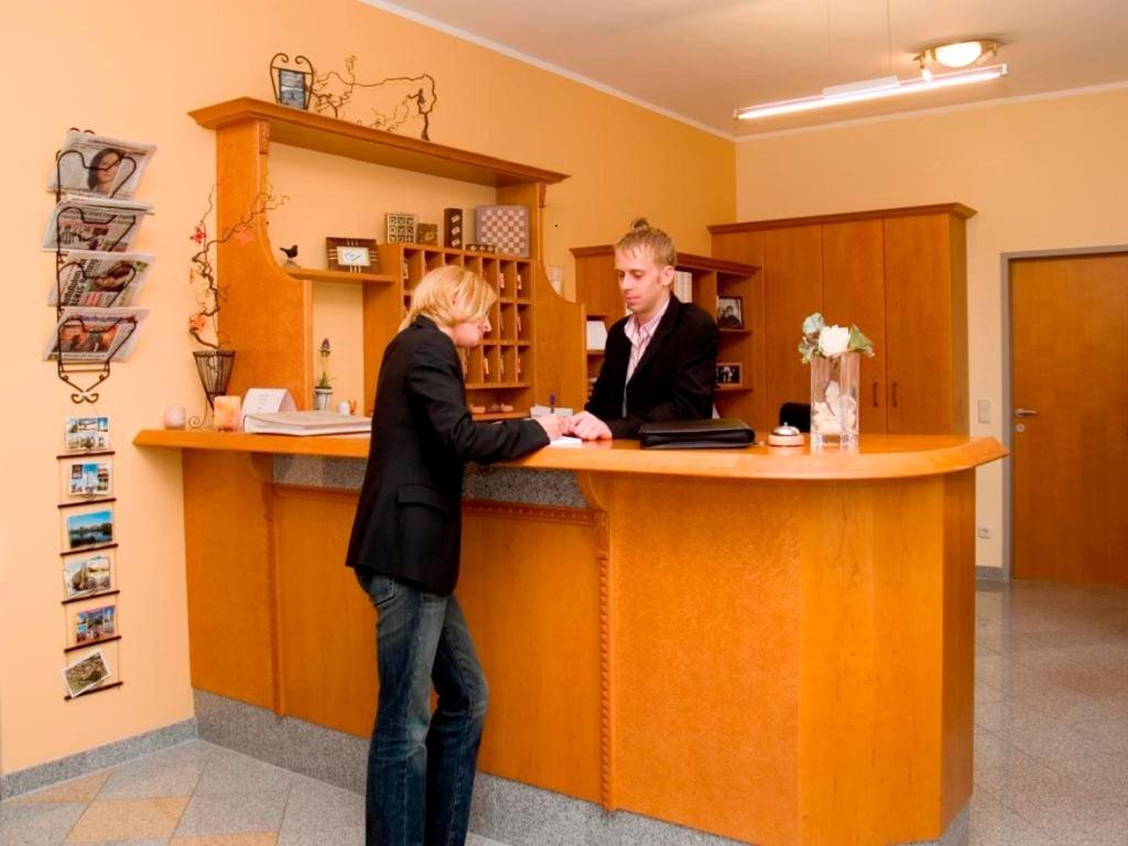 Pension Zum Romer Enns Ngoại thất bức ảnh